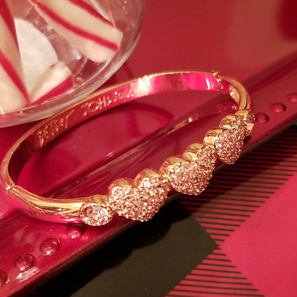 🕺💃HP🕺💃Betsy Johnson pink jewel bracelet - Picture 14 of 16